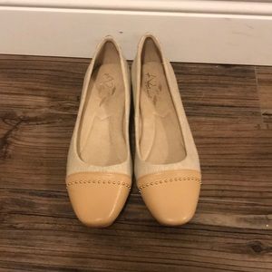 A2 by Aerosoles OWO flats with small heel
